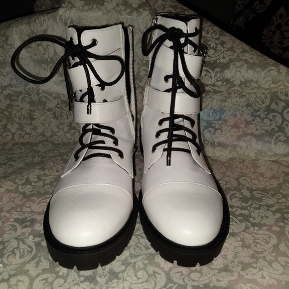 Jessica Simpson boots - Picture 4 of 4
